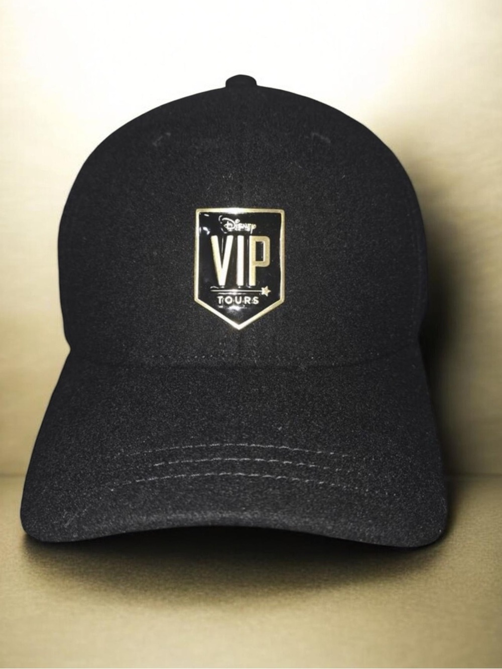 NWT Disney VIP Tours Hat Exclusive Walt Disney World Black Baseball Cap Plaid